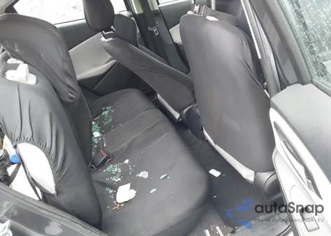 2019 Toyota Yaris Le z USA, uszkodzony, nr VIN 3MYDLBYV0KY510248